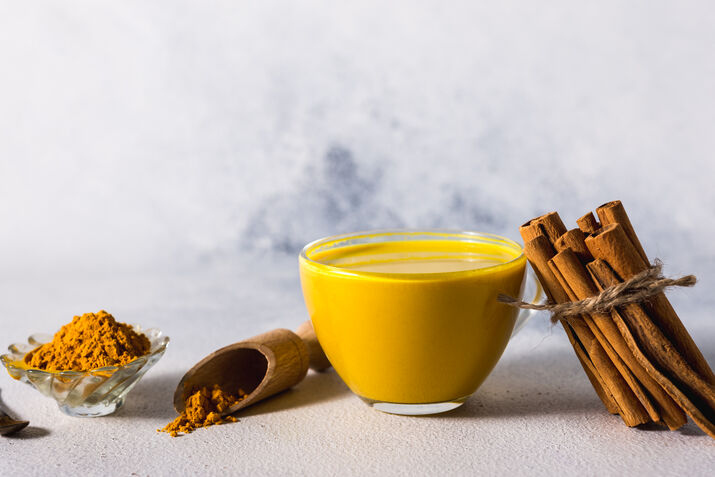 turmeric & sandalwood